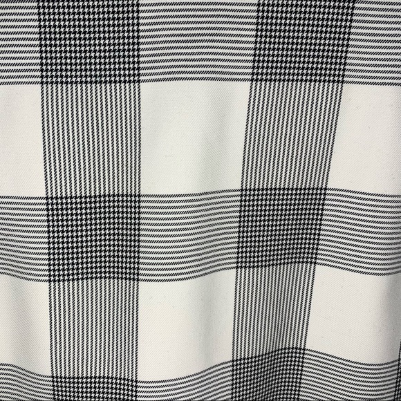 Women’s Blazer - Picture 8 of 8